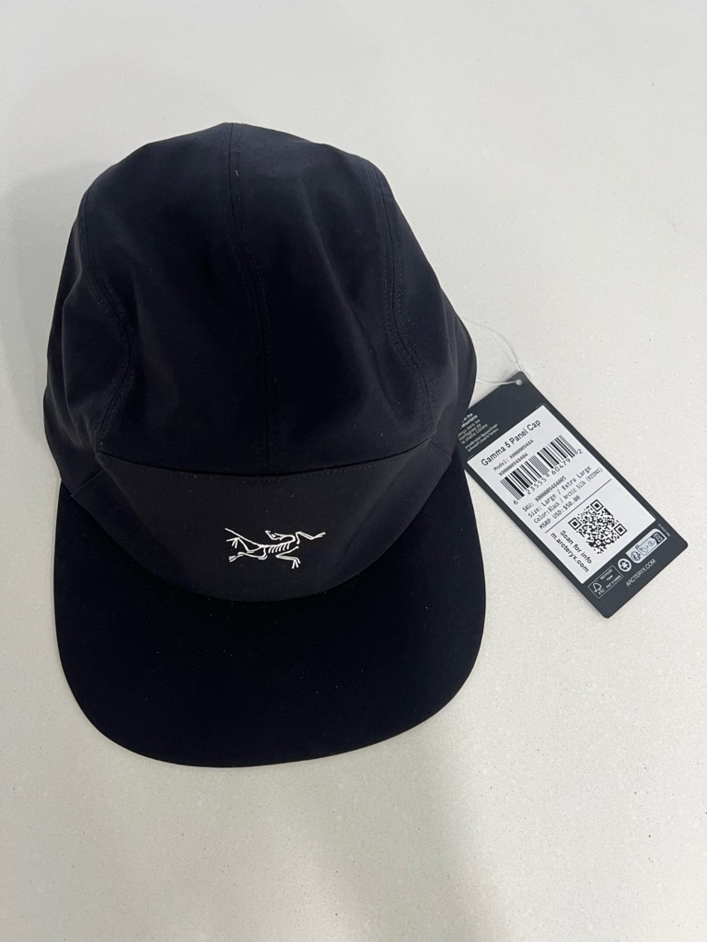 Arc'teryx Gamma 5 Panel Cap in Black / Arctic Silk with White Logo